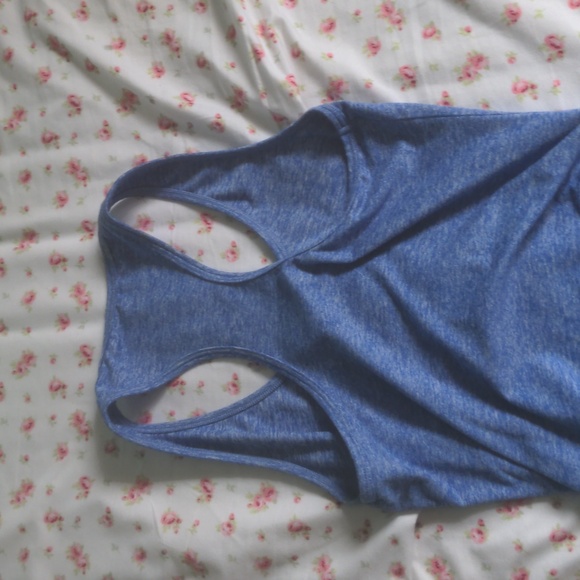 KOS*USA Active wear tank top, blue and white Size Small $14 OBO - Picture 3 of 4